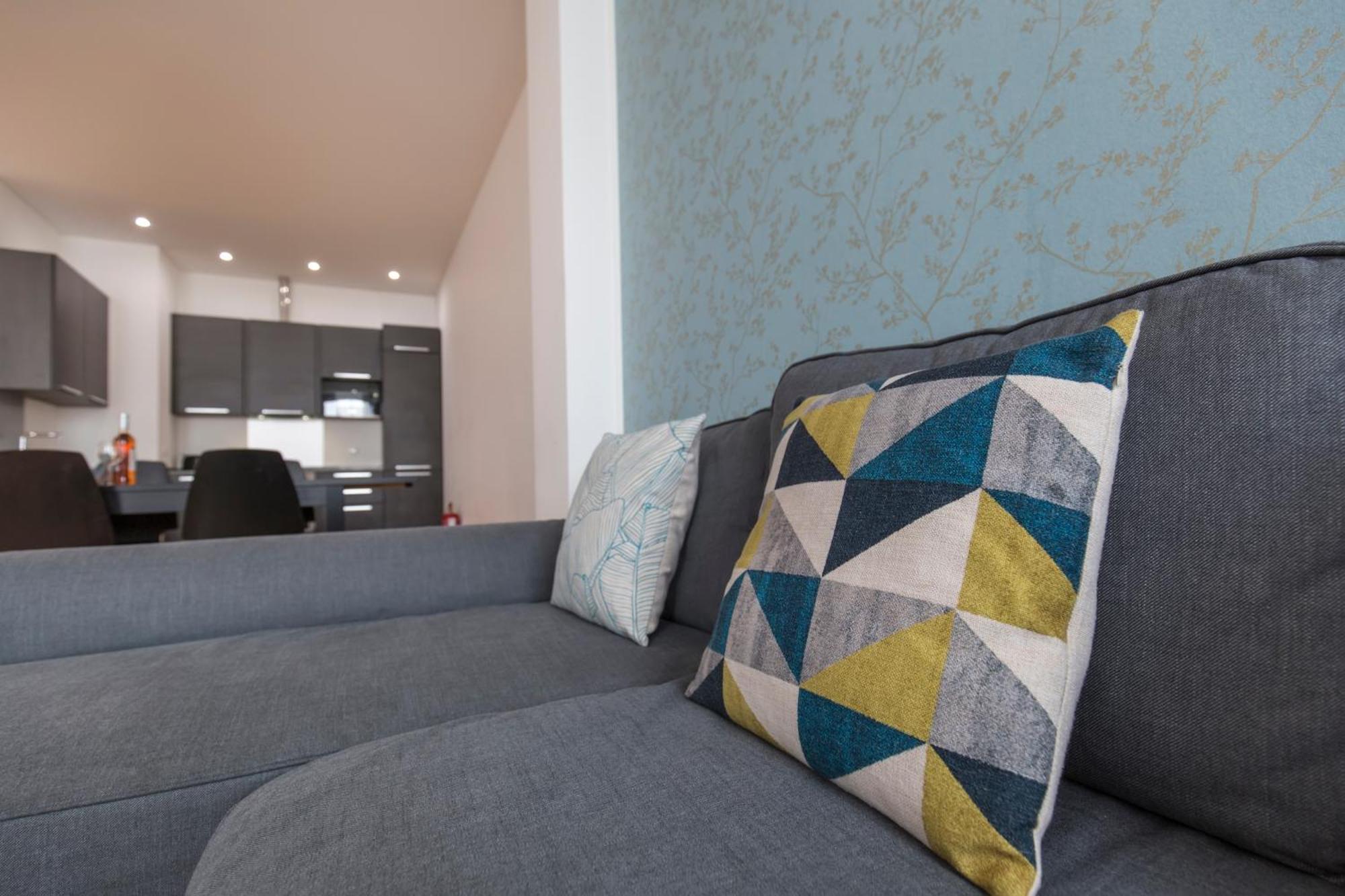 100 A - Central Lisbon Flat By Pink St. Apartamento