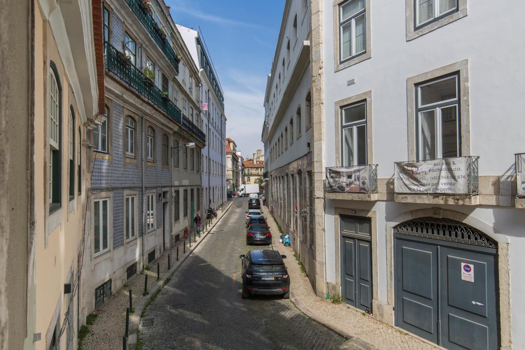 100 A - Central Lisbon Flat By Pink St. * Lisboa