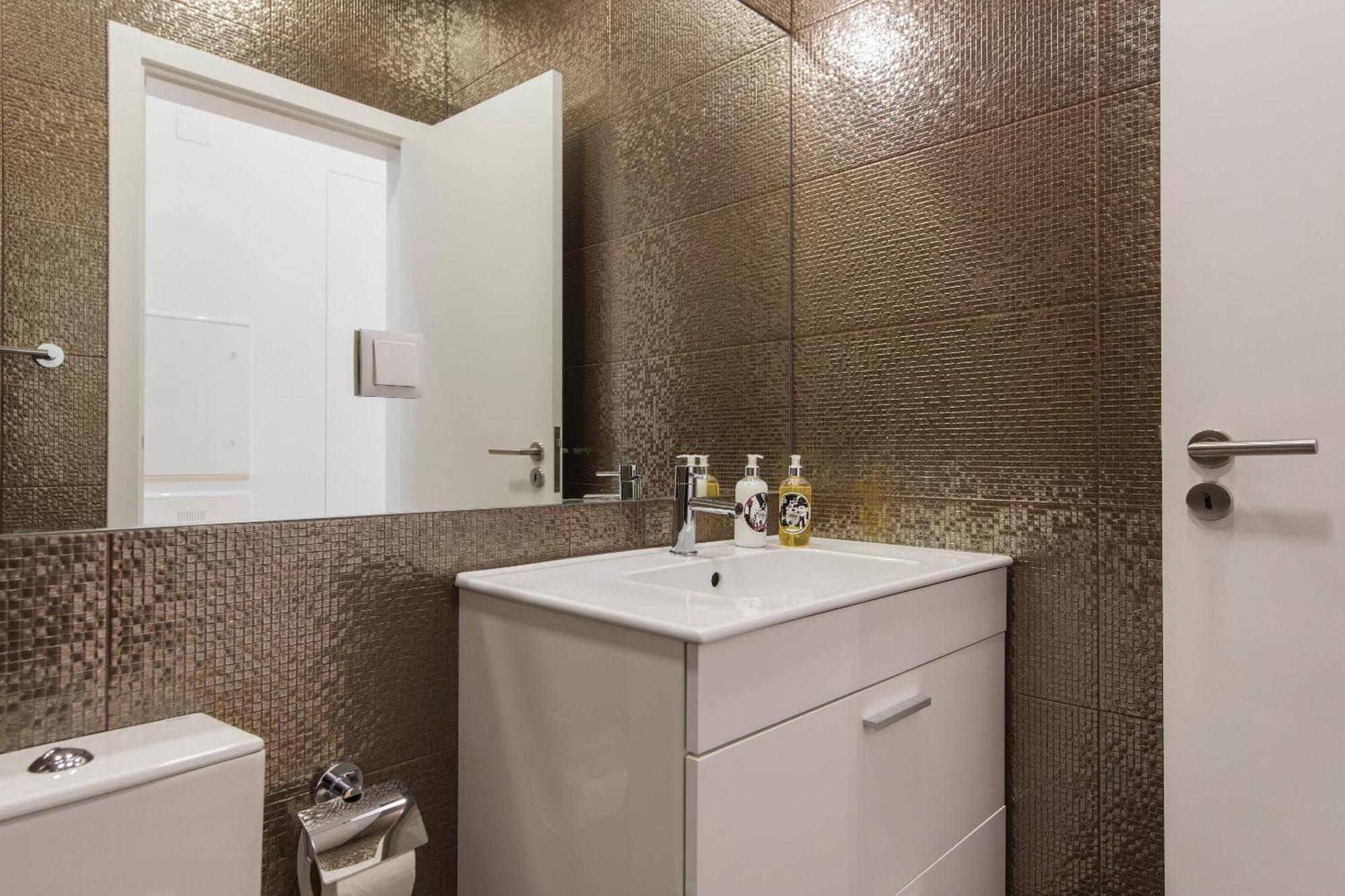 100 A - Central Lisbon Flat By Pink St. Lisboa